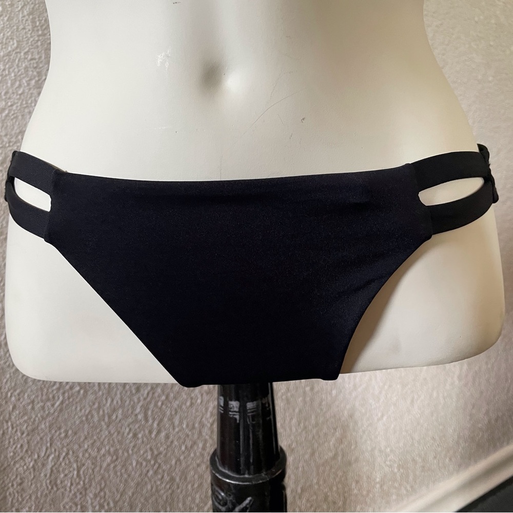 bikini 👙 bundle - Picture 2 of 16